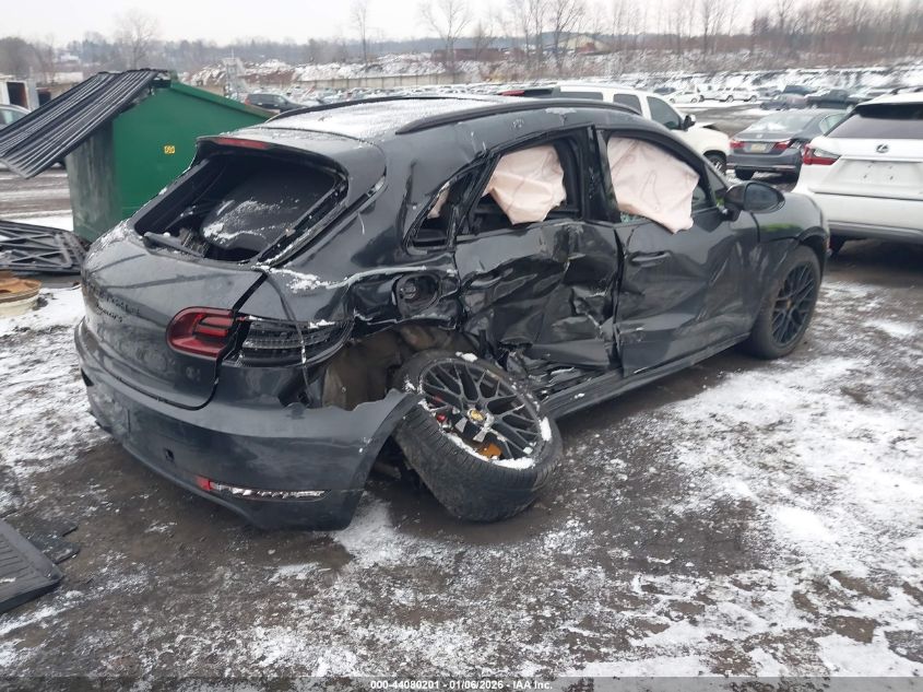2018 Porsche Macan Gts