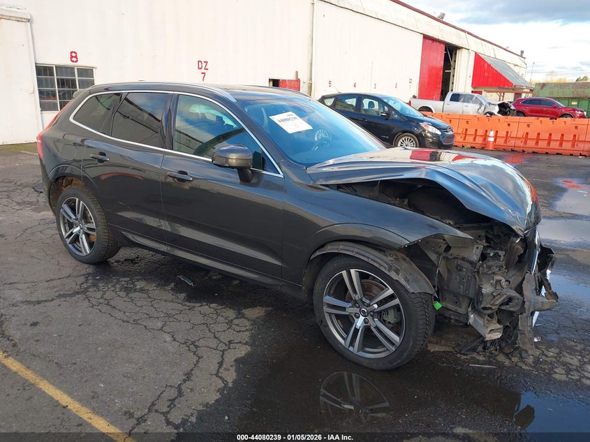 YV4102RK6M1828975 2021 Volvo Xc60 T5 Momentum auction photo 1