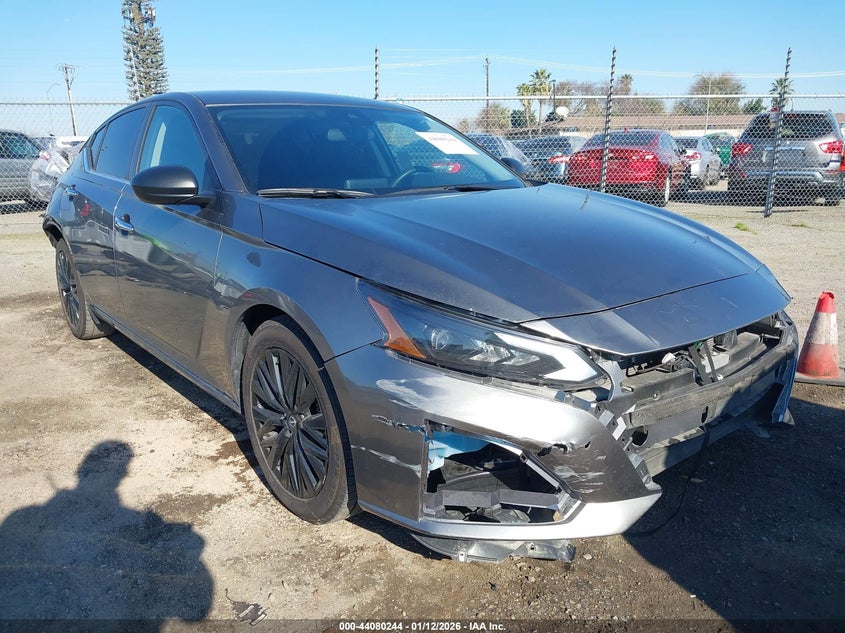 2024 Nissan Altima Sv Fwd