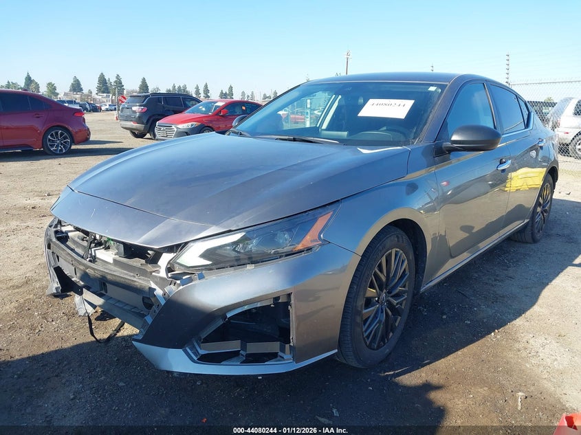 2024 Nissan Altima Sv Fwd