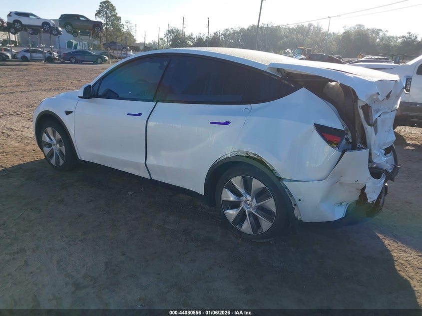2022 Tesla Model Y Long Range Dual Motor All-Wheel Drive