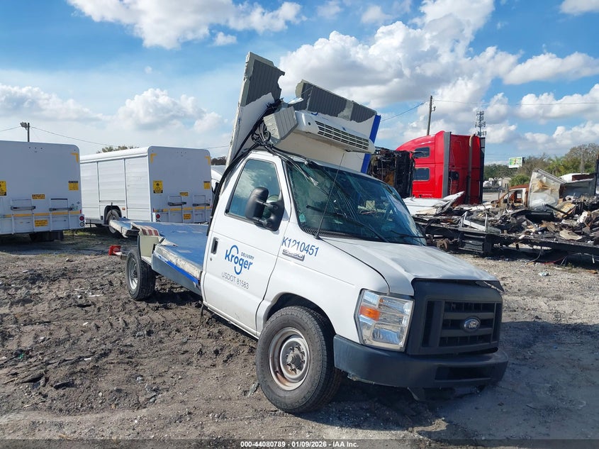 1FDWE3FK0PDD1419 2023 Ford Econoline auction photo 1