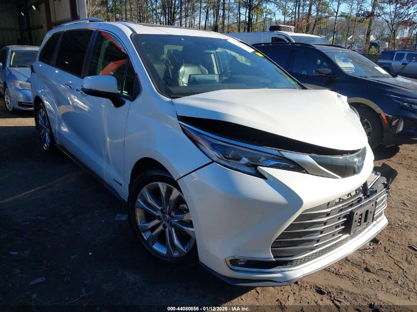2021 Toyota Sienna Platinum