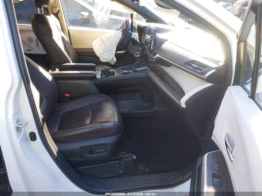 2021 Toyota Sienna Platinum