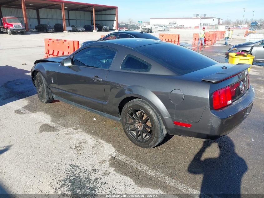 2007 Ford Mustang V6 Deluxe/V6 Premium