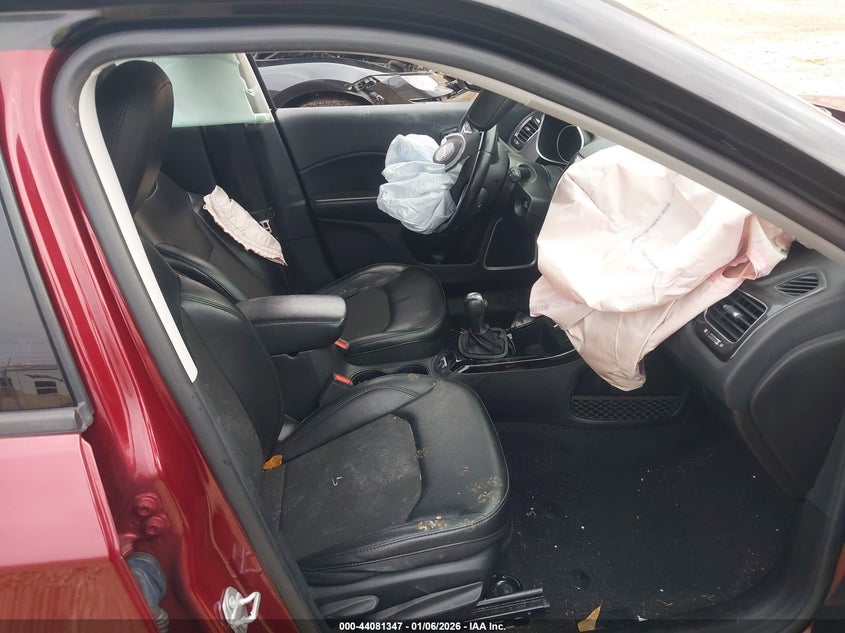 VIN 3C4NJCBB0MT505290 2021 JEEP COMPASS ALTITUDE FWD