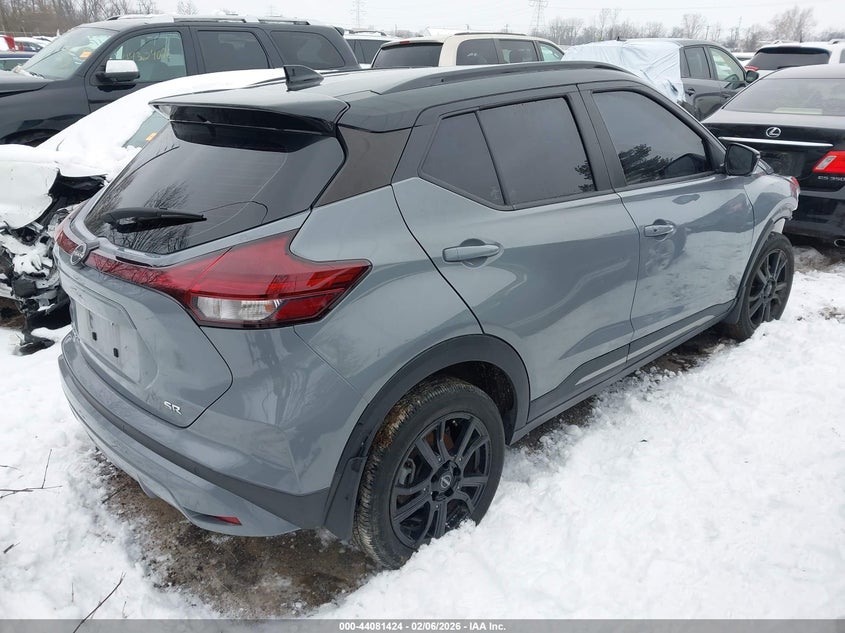 2023 Nissan Kicks Sr Xtronic Cvt