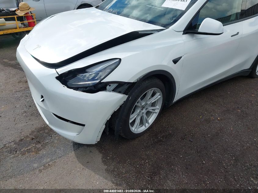 2023 Tesla Model Y Awd/Long Range Dual Motor All-Wheel Drive VIN: 7SAYGDEE4PA038062 Lot: 44081483