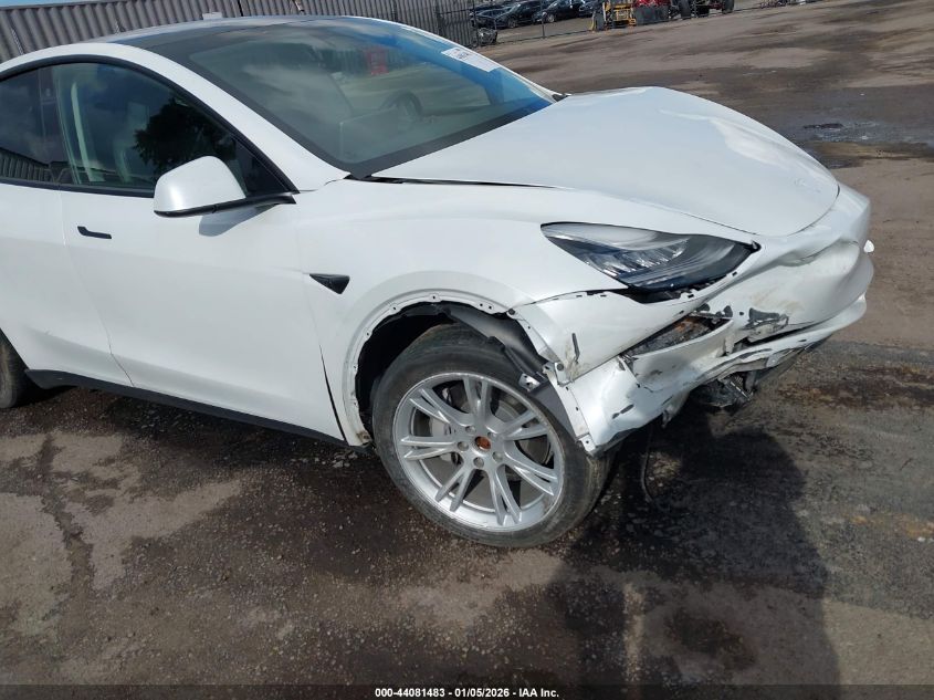 2023 Tesla Model Y Awd/Long Range Dual Motor All-Wheel Drive VIN: 7SAYGDEE4PA038062 Lot: 44081483