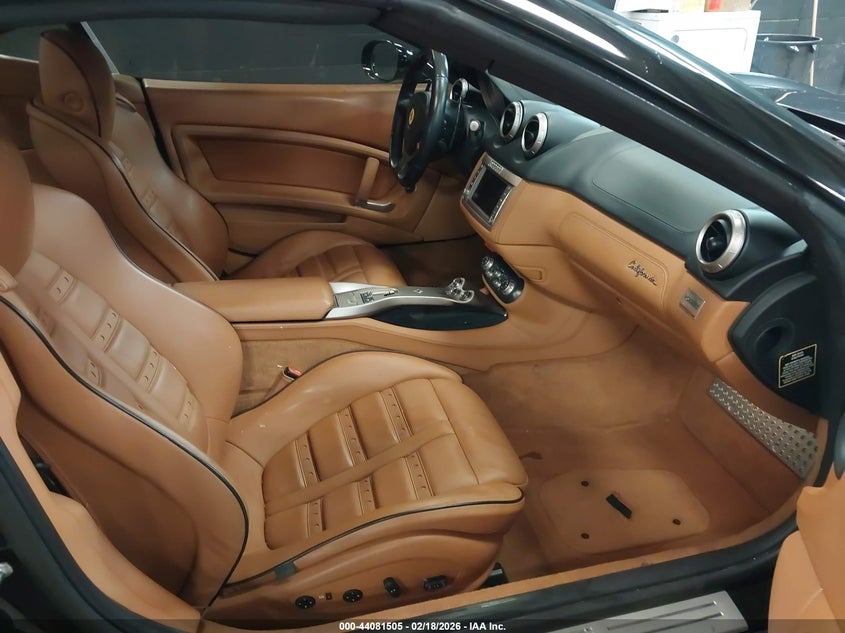 2011 FERRARI CALIFORNIA auction photo 5