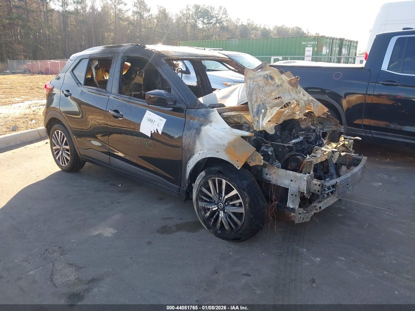 2021 Nissan Kicks Sv Xtronic Cvt