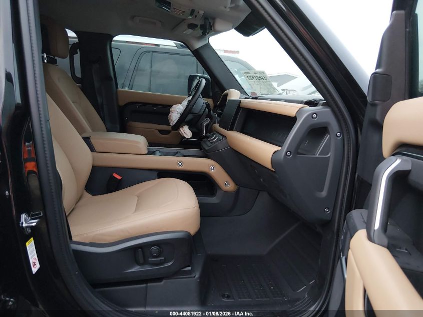 2025 Land Rover Defender 110 P400 X-Dynamic Se