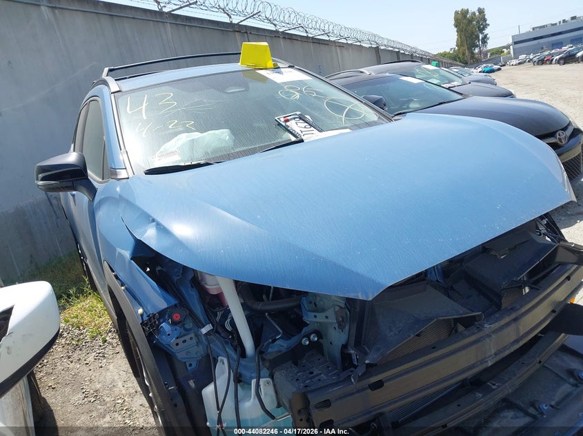 2026 Toyota Corolla Cross Le