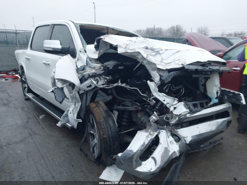 1C6SRFJT0KN732569 2019 Ram 1500 Laramie 4X4 5'7 Box auction photo 1