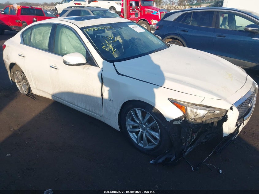 2015 Infiniti Q50 Premium