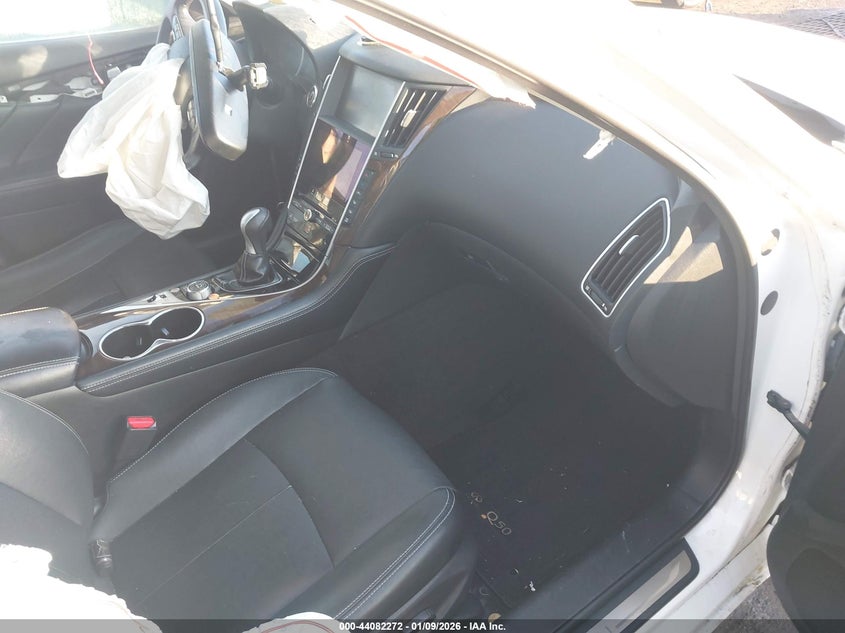 2015 Infiniti Q50 Premium