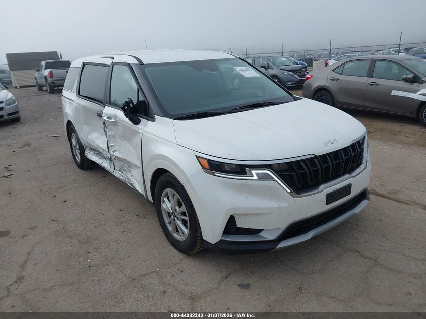 KNDNB4H39R6433977 2024 Kia Carnival Mpv Lx Seat Package auction photo 1