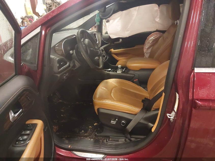 2022 Chrysler Pacifica Hybrid Pinnacle