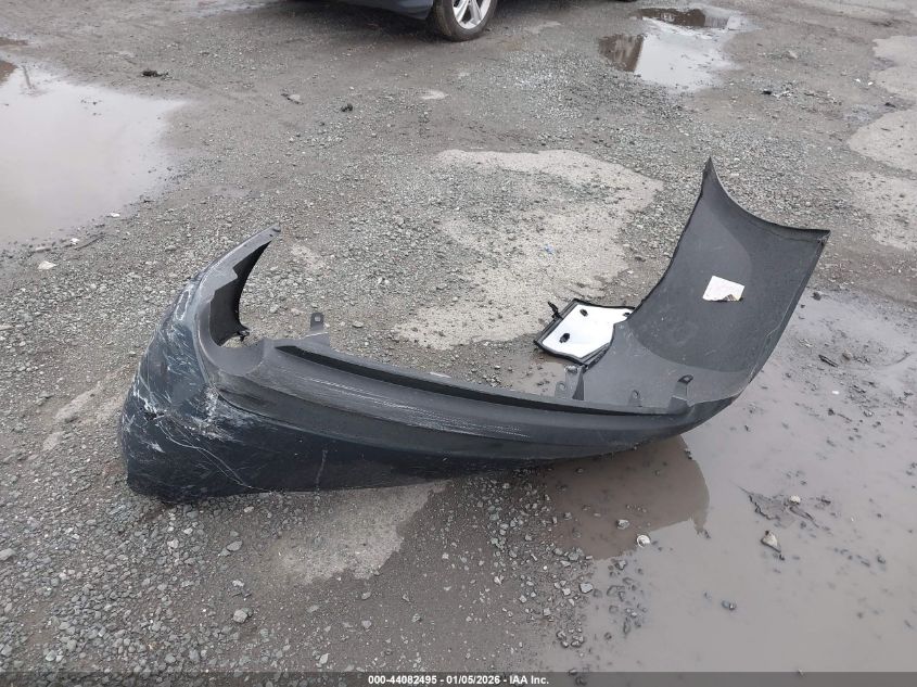 2016 Toyota Corolla Le VIN: 5YFBURHE2GP470175 Lot: 44082495