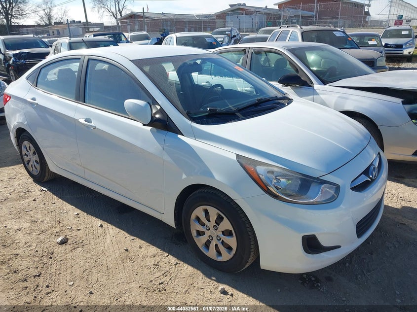 KMHCT4AE5CU205585 2012 Hyundai Accent Gls auction photo 1