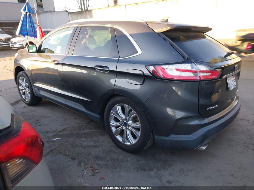 2020 Ford Edge Titanium