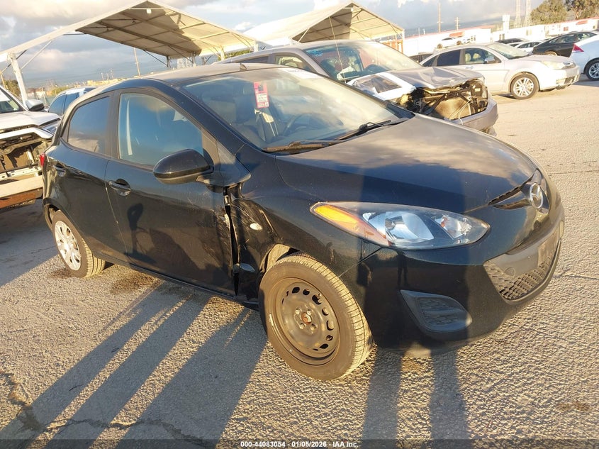JM1DE1KZ1E0173442 2014 Mazda Mazda2 Sport auction photo 1