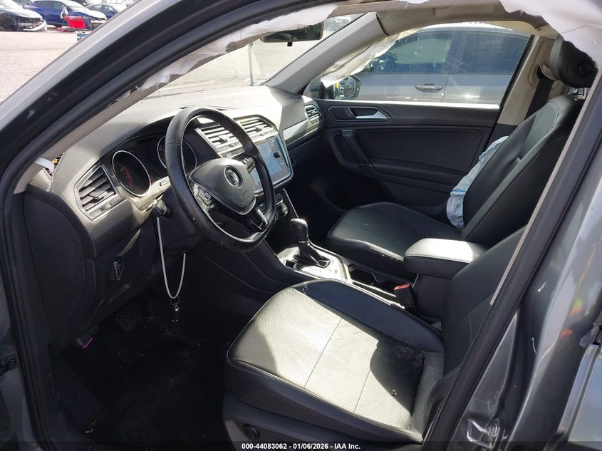 2018 Volkswagen Tiguan 2.0T Se/2.0T Sel