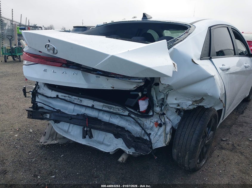 VIN 5NPLM4AG5MH030026 2021 HYUNDAI ELANTRA SEL