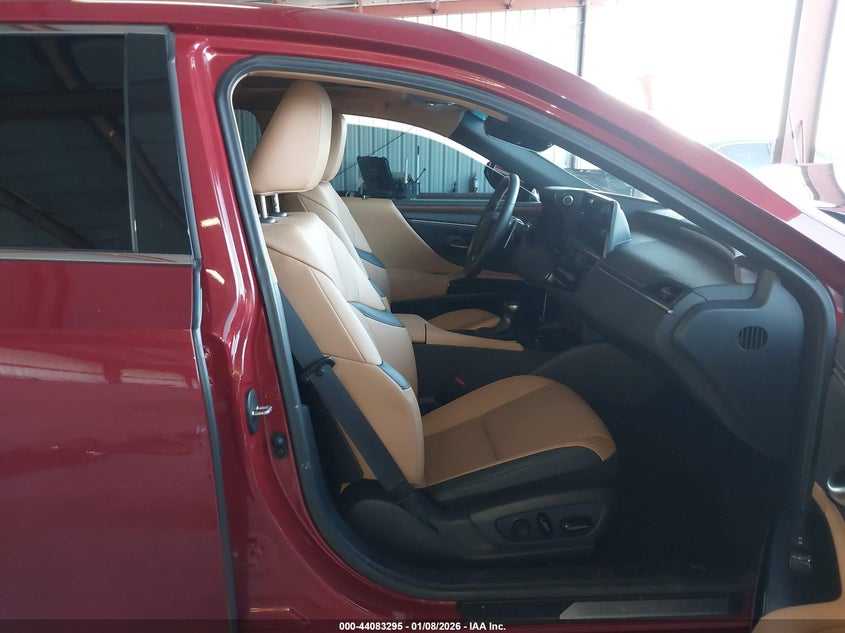 VIN 58ADA1C12SU064081 2025 LEXUS ES 300H