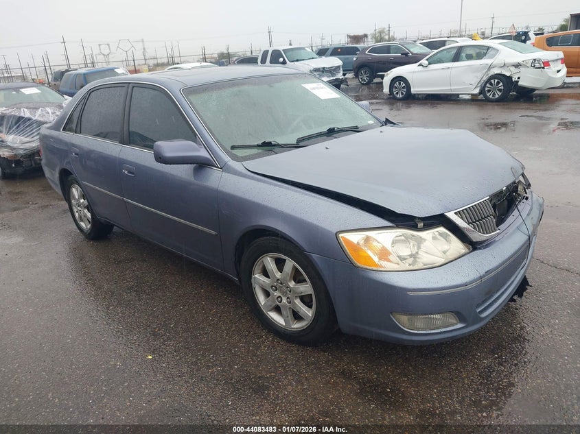 4T1BF28B7YU064657 2000 Toyota Avalon Xls auction photo 1