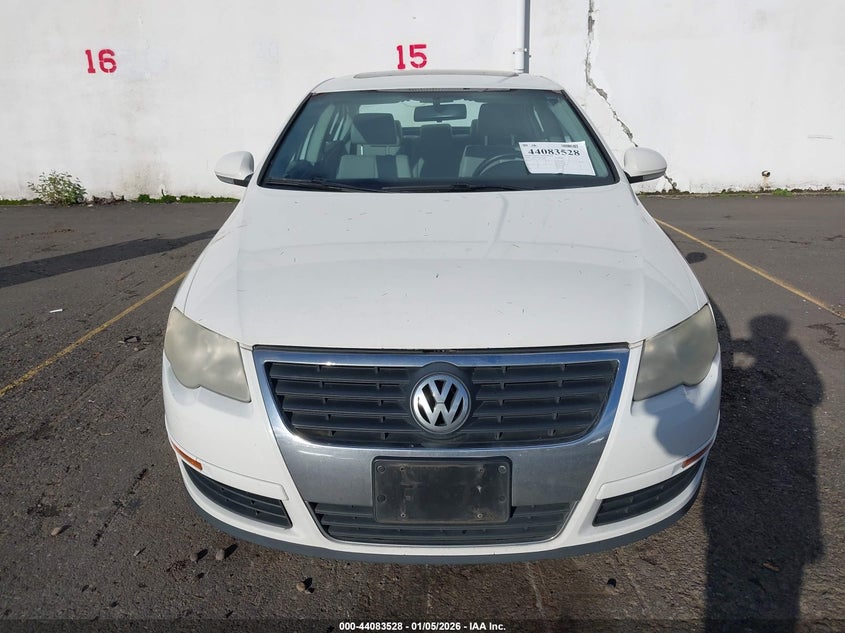 2006 Volkswagen Passat 2.0T VIN: WVWAK73C16P179680 Lot: 44083528