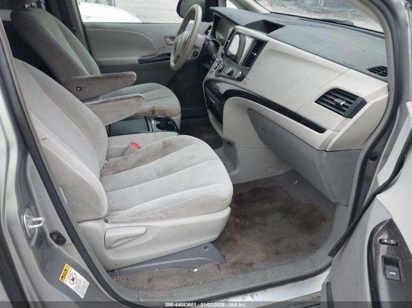 2011 Toyota Sienna Le V6