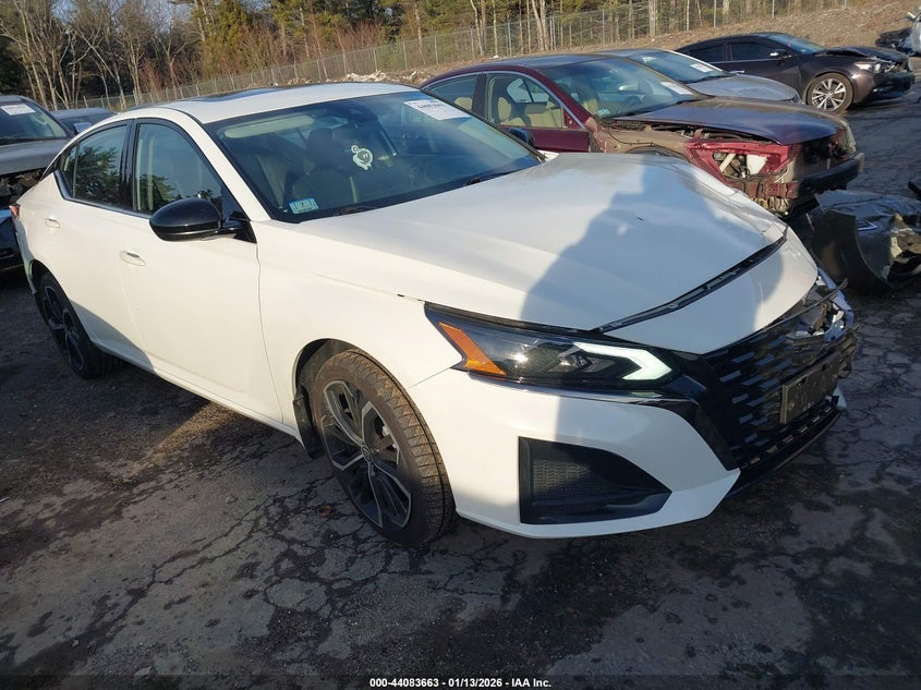 2023 Nissan Altima Sr Intelligent Awd