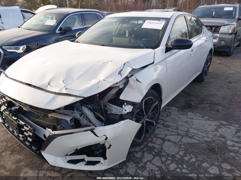 2023 Nissan Altima Sr Intelligent Awd