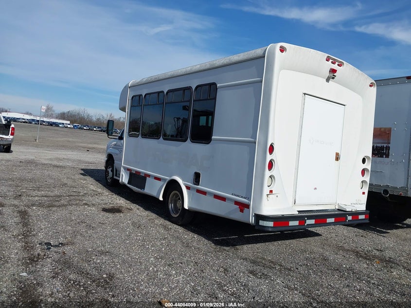 2017 Ford E-350 Cutaway