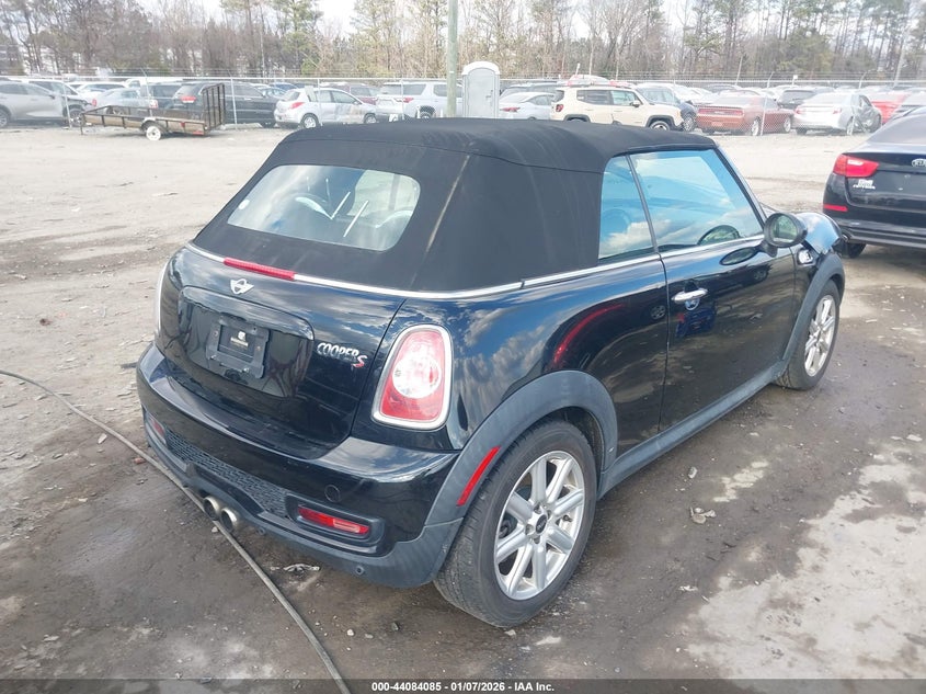 2015 MINI CONVERTIBLE auction photo 4