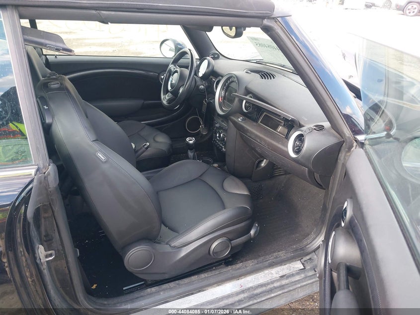 2015 MINI CONVERTIBLE auction photo 5