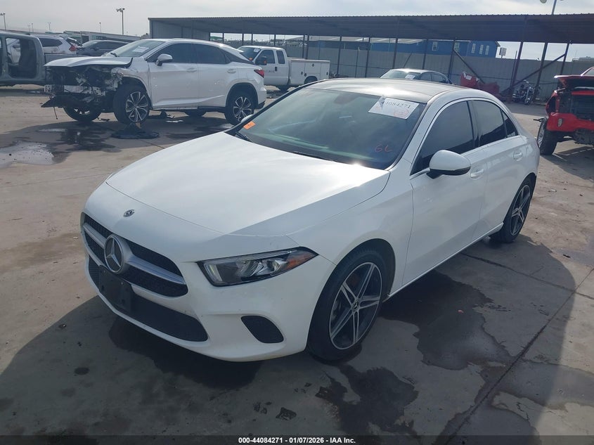 2019 Mercedes-Benz A 220