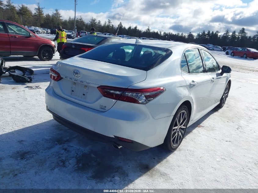 2022 Toyota Camry Xle Awd