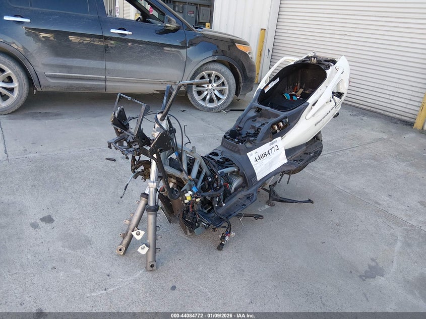 2012 SUZUKI AN650 A BIKE 2