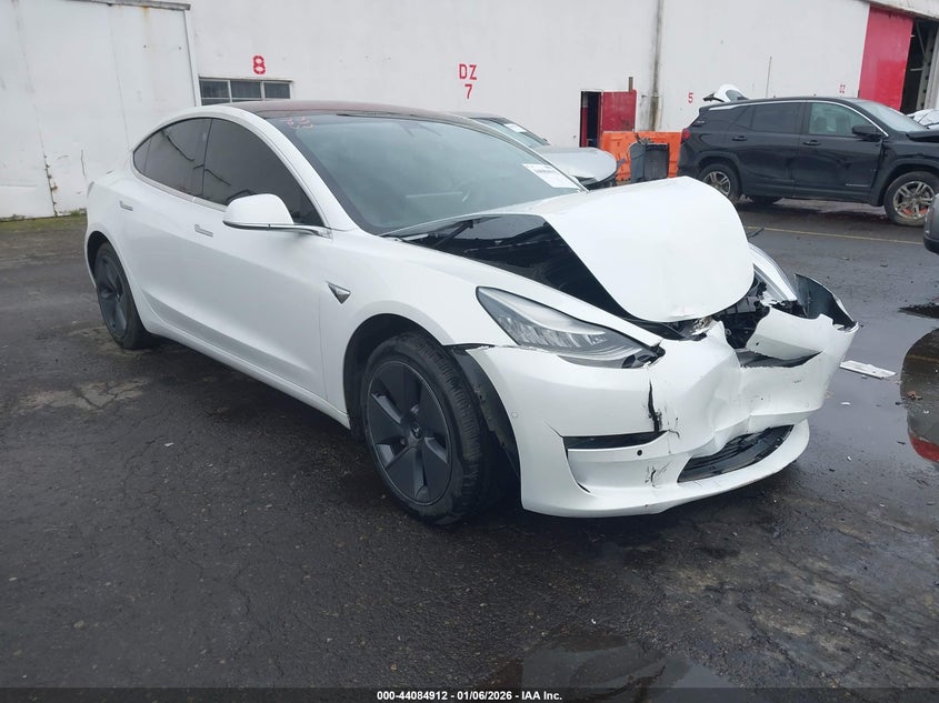 5YJ3E1EAXKF310120 2019 Tesla Model 3 Long Range/Mid Range/Standard Range/Standard Range Plus auction photo 1