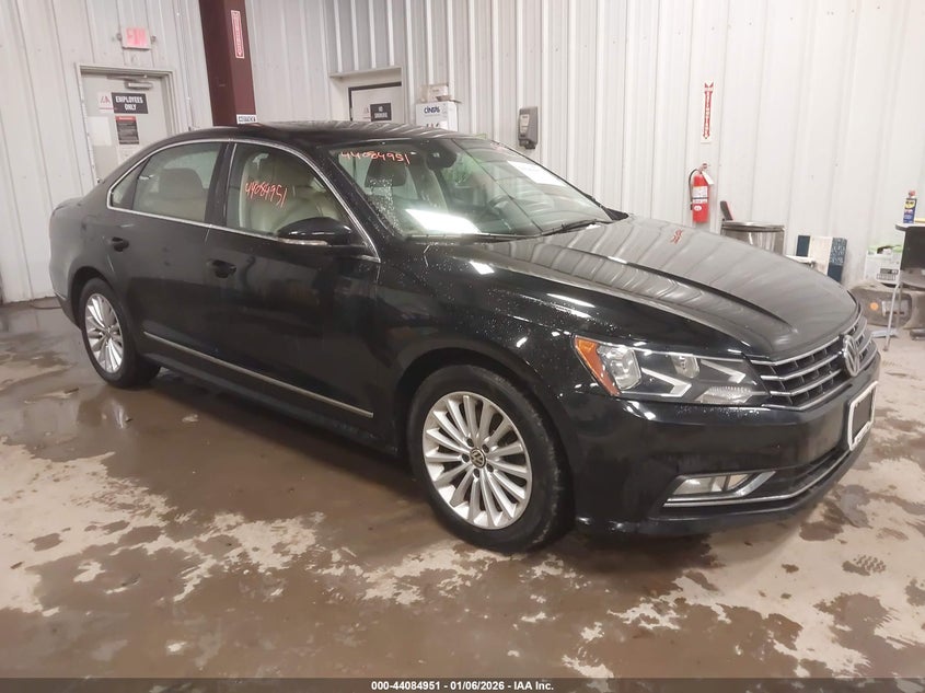 1VWBT7A30GC065552 2016 Volkswagen Passat 1.8T Se auction photo 1