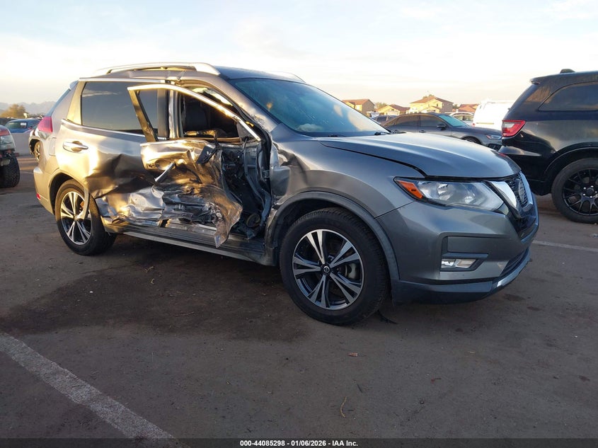 JN8AT2MT4JW457764 2018 Nissan Rogue Sl auction photo 1