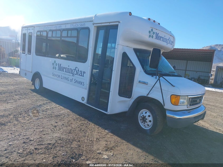 2006 Ford E-450 Cutaway