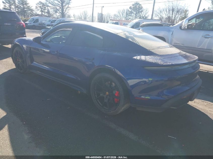 2022 Porsche Taycan Gts