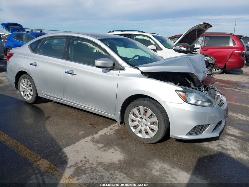 3N1AB7AP7JY235394 2018 Nissan Sentra S auction photo 1