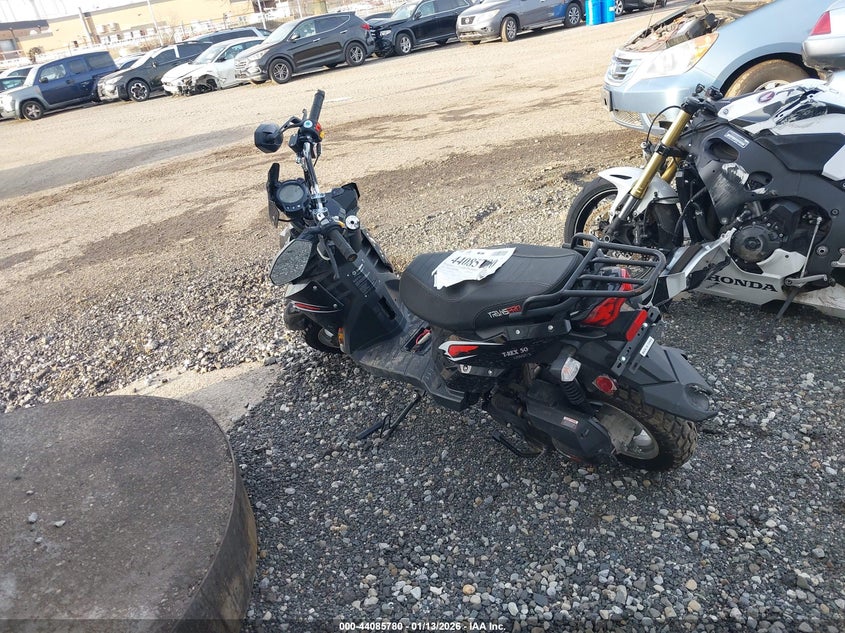 VIN: LLPTGLHE2R1070446 2024 TRANS PRO MOPED JJ200T-4