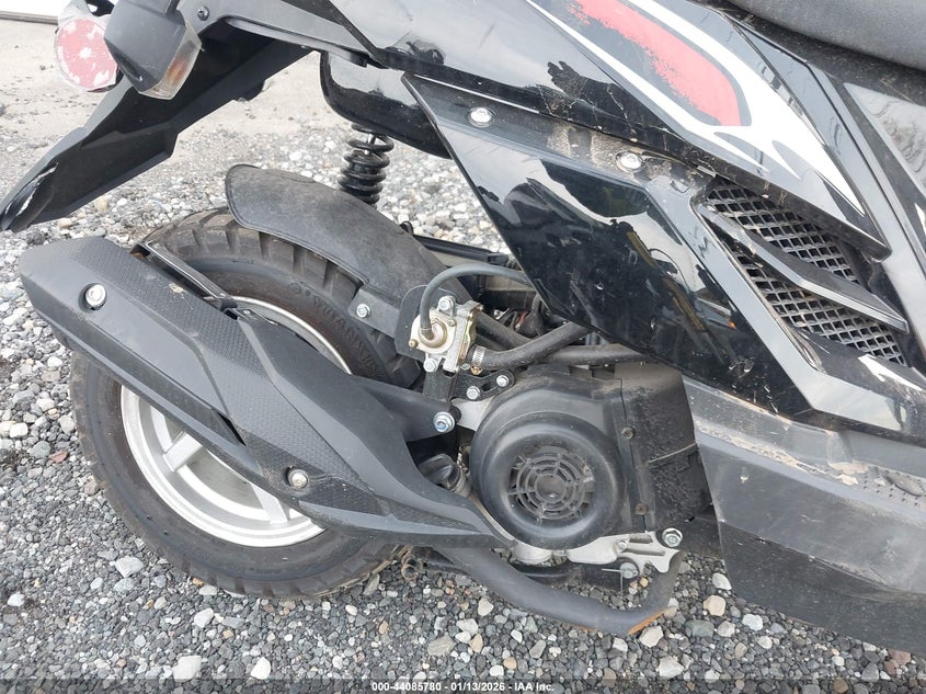 VIN: LLPTGLHE2R1070446 2024 TRANS PRO MOPED JJ200T-4