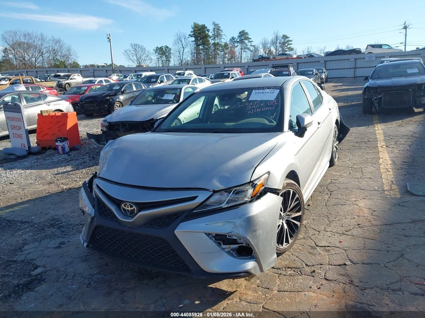 2020 Toyota Camry Se