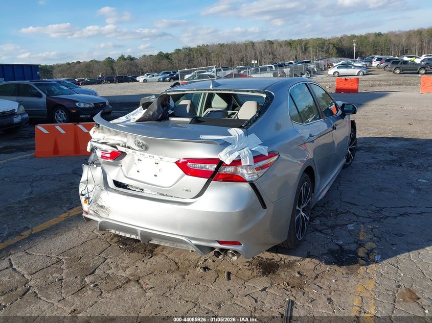 2020 Toyota Camry Se